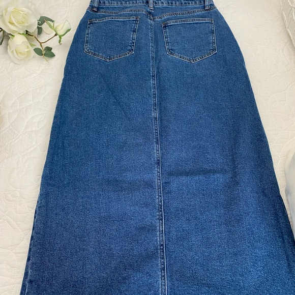 STEVE MADDEN WOMEN’S DENIM MIDI SKIRT COLOR LIGHT WASH SIZE S - Picture 9 of 13